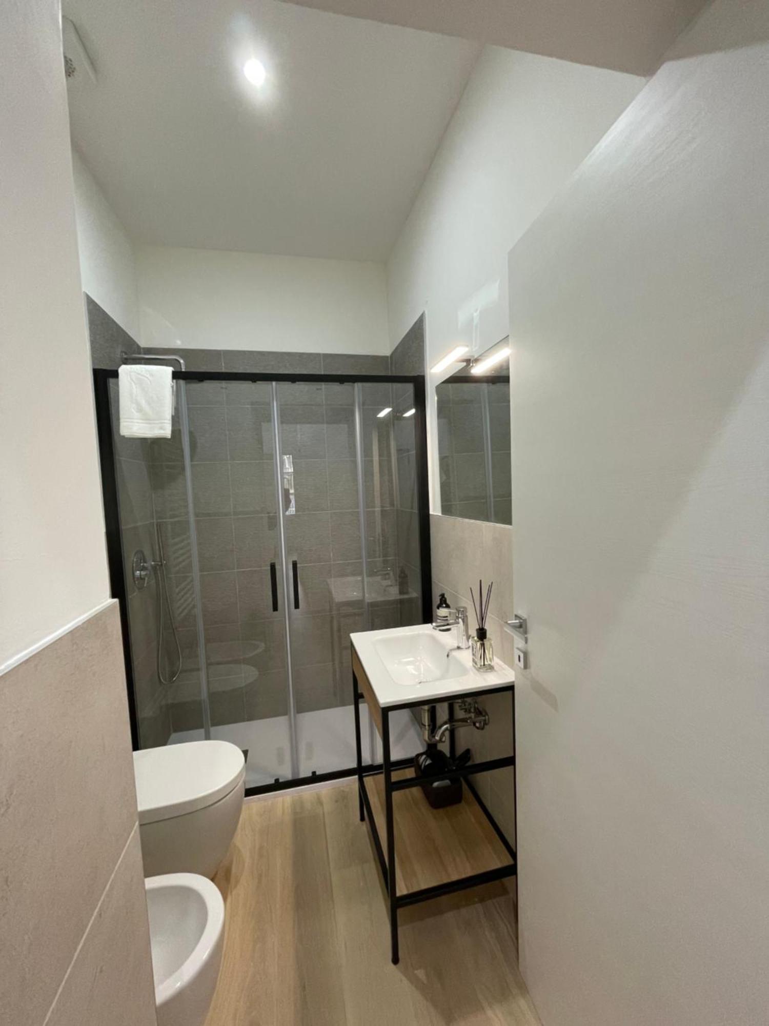 Le Vie Del Vento - Garibaldi Apartment Trieste Exterior photo