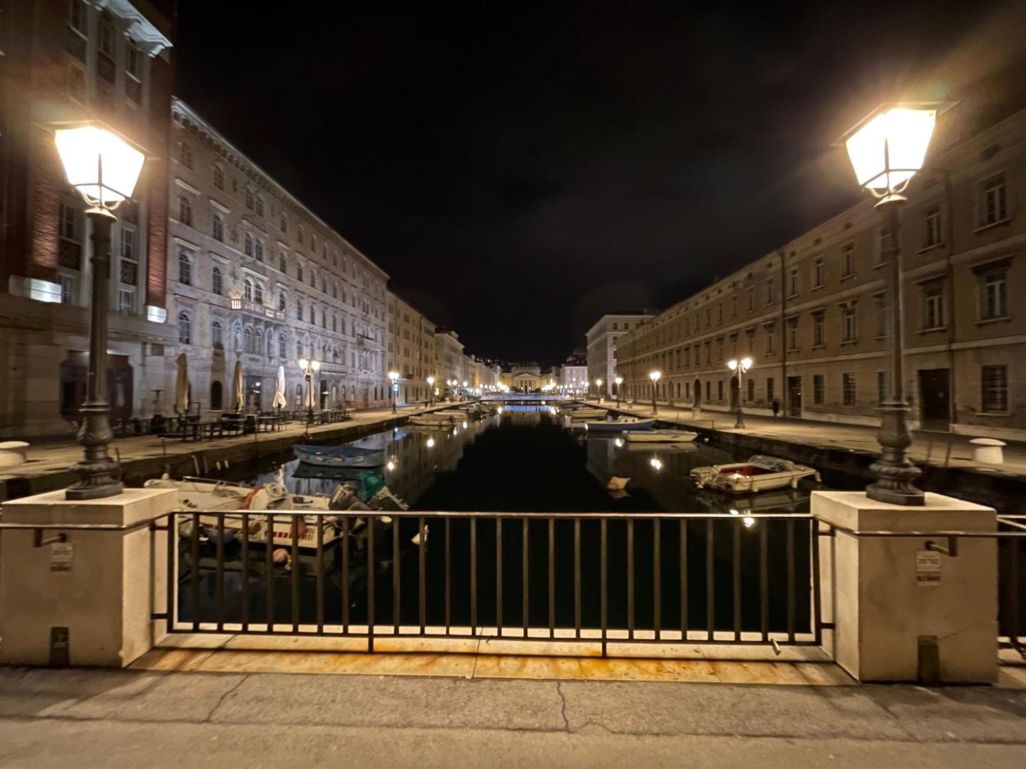 Le Vie Del Vento - Garibaldi Apartment Trieste Exterior photo